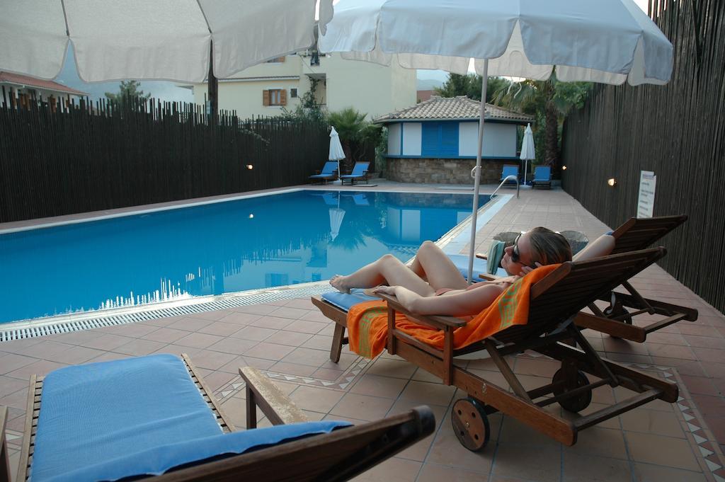 Santa Maura Aparthotel 2*